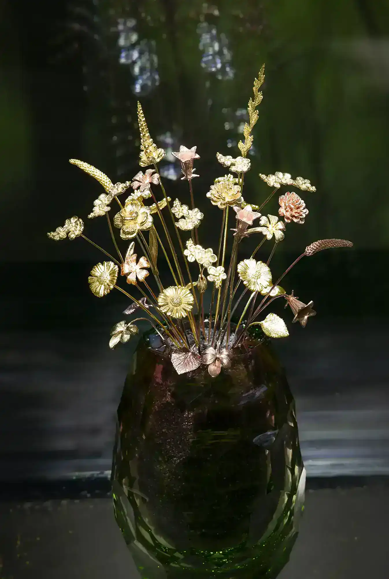 The Shining Sun in the Desert